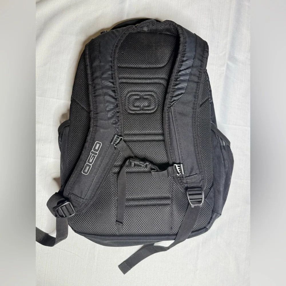 OGIO Logan Pack, Backpack, Black, Brand - Ergonomic 